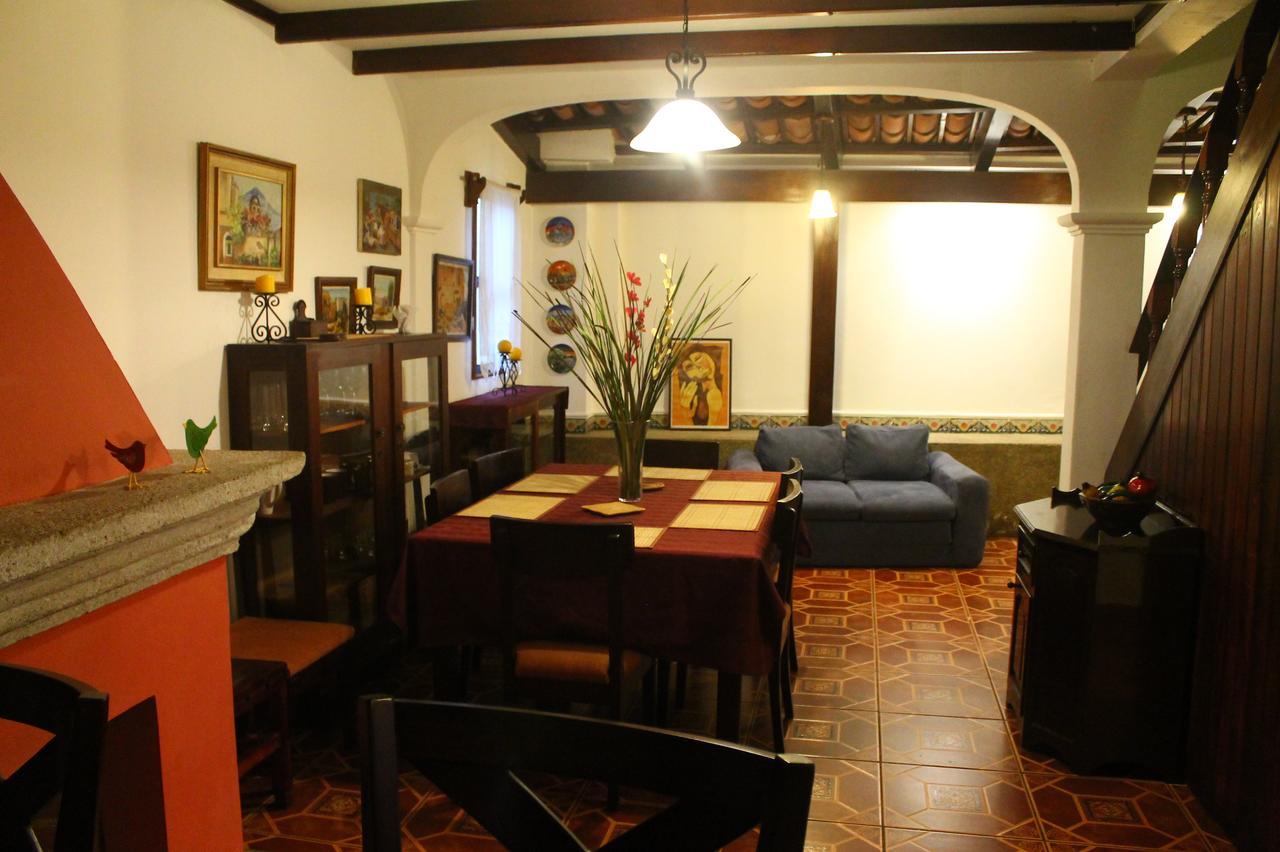 Villas Santa Ana-Ricardo アンティグア・グアテマラ エクステリア 写真