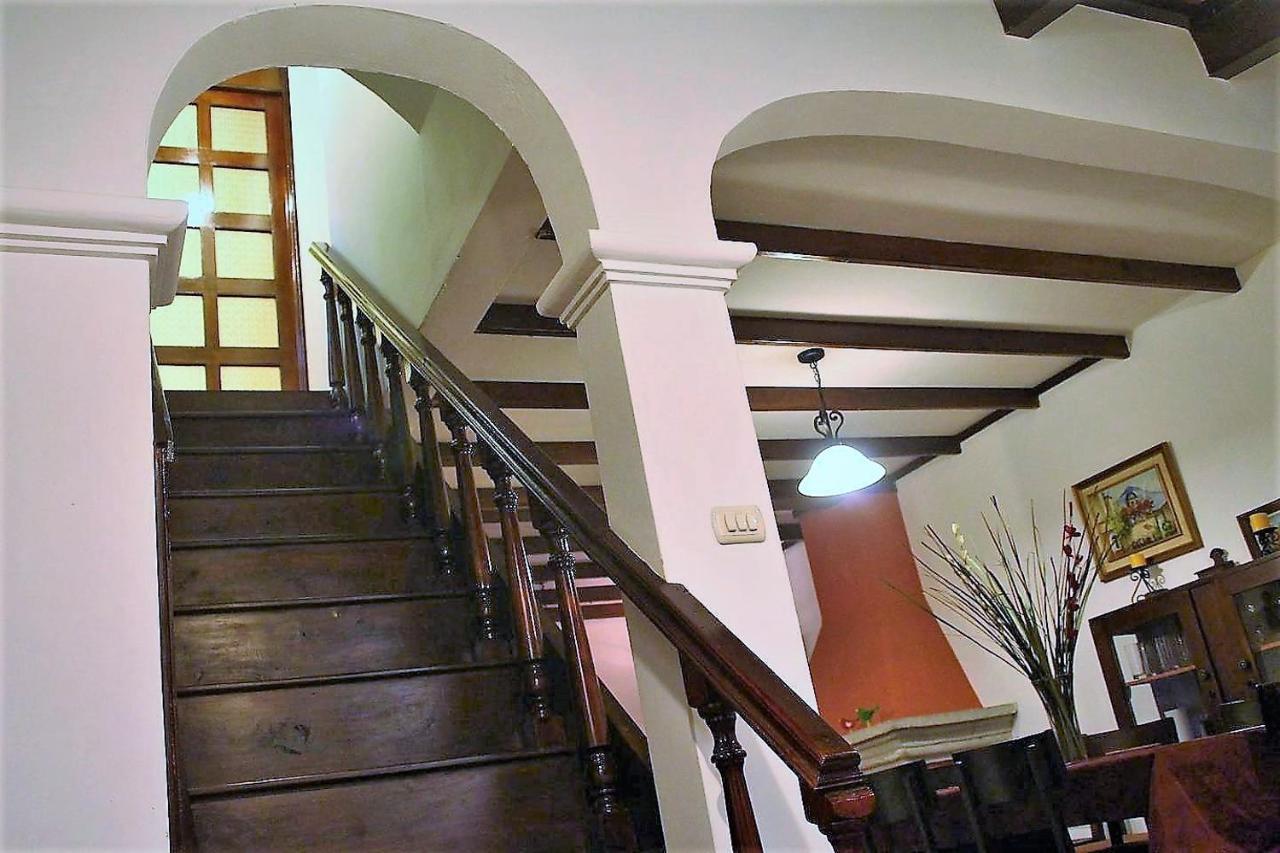 Villas Santa Ana-Ricardo アンティグア・グアテマラ エクステリア 写真