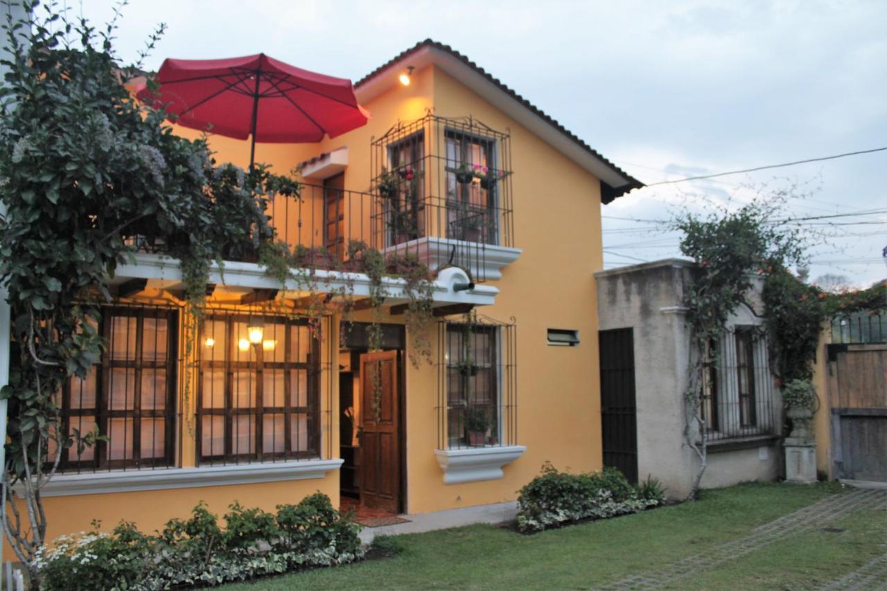 Villas Santa Ana-Ricardo アンティグア・グアテマラ エクステリア 写真