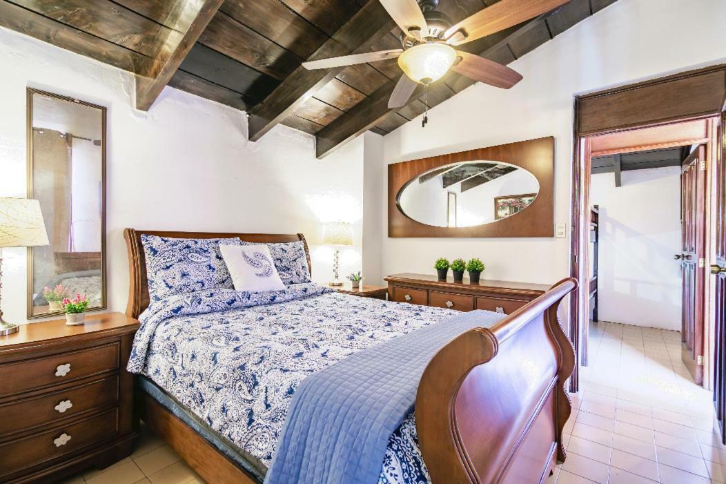 Villas Santa Ana-Ricardo アンティグア・グアテマラ エクステリア 写真