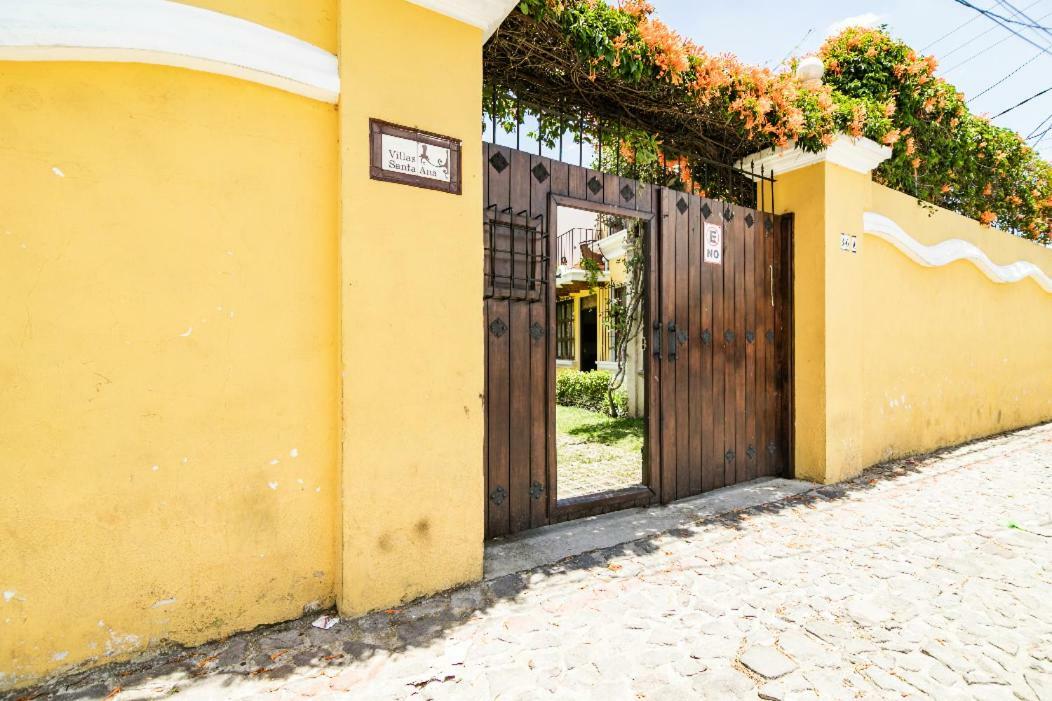 Villas Santa Ana-Ricardo アンティグア・グアテマラ エクステリア 写真